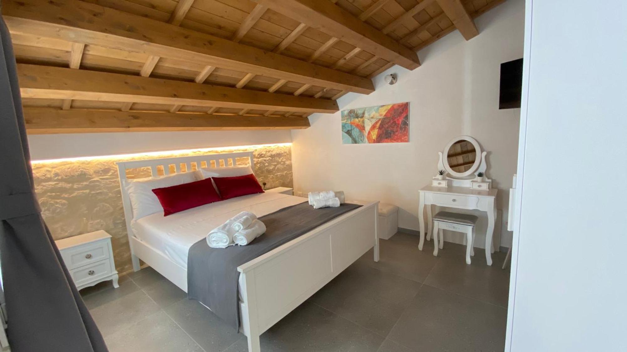 Elorino Chic&Relax Apartment Rosolini Bagian luar foto