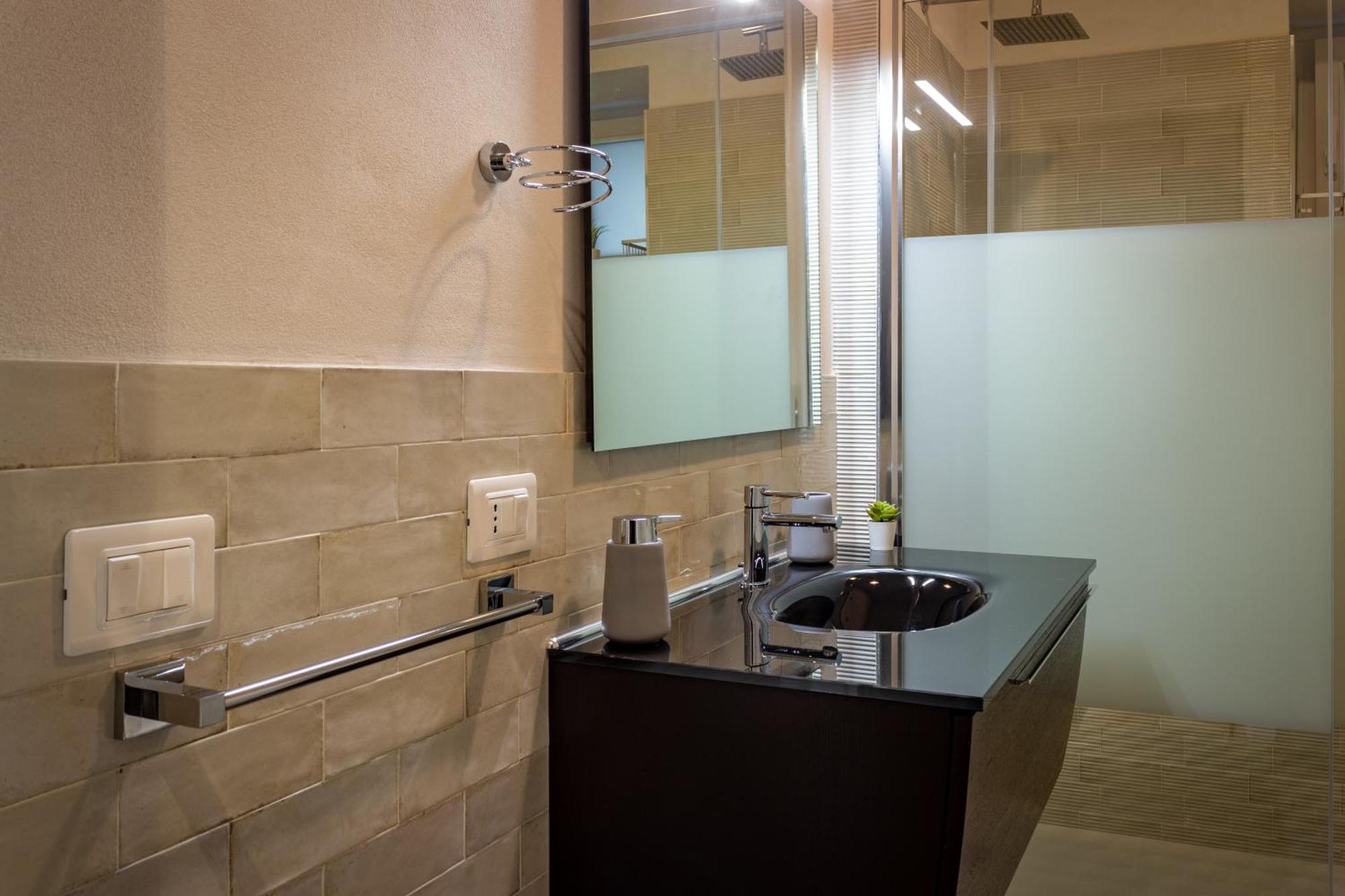 Elorino Chic&Relax Apartment Rosolini Bagian luar foto